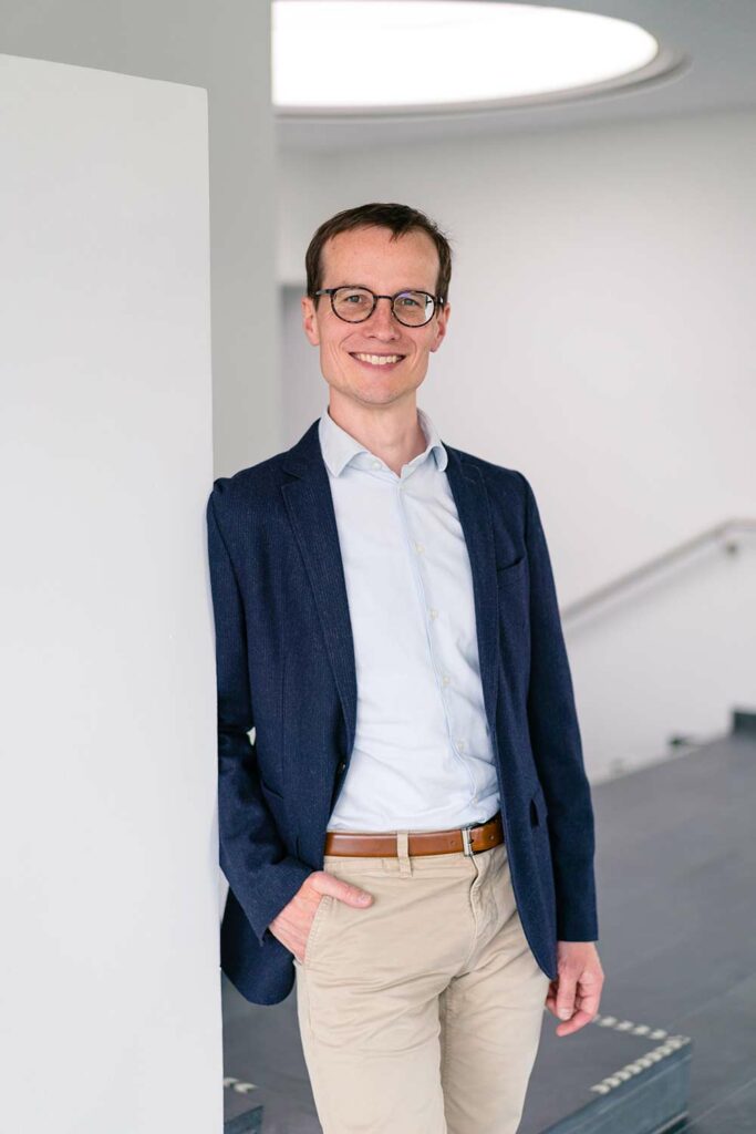 Prof. Wolfgang Weiss